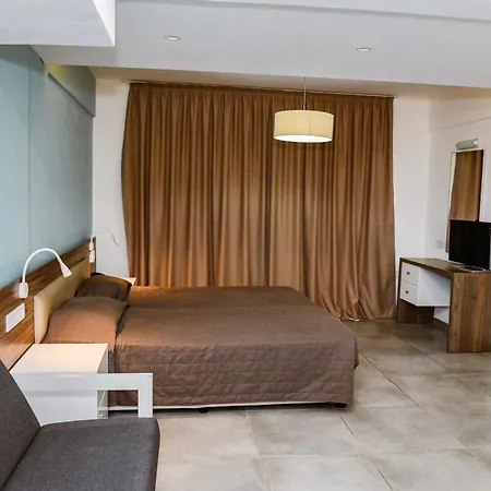 Sweet Memories Apts Aparthotel 4*