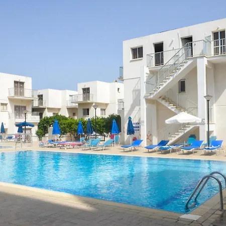 Sweet Memories Apts 2*
