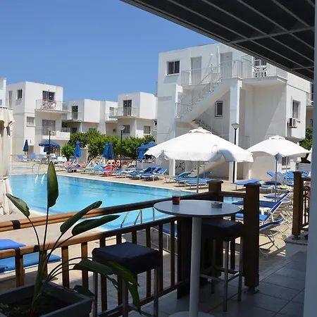 Sweet Memories Apts 4* 普罗塔拉斯